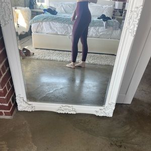 Ultra-High rise Lululemon Align Legging 7/8 with velvet panels.